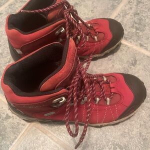 Oboz Footwear Bridger Rio Red Hiking Boots Like New Worn Once Size 9.5